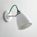 Nástěnná lampa HECTOR BIBENDUM BTC, kostní porcelán a mosaz, kabel zelený