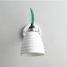 Nástěnná lampa HECTOR BIBENDUM BTC, kostní porcelán a mosaz, kabel zelený, vypínač